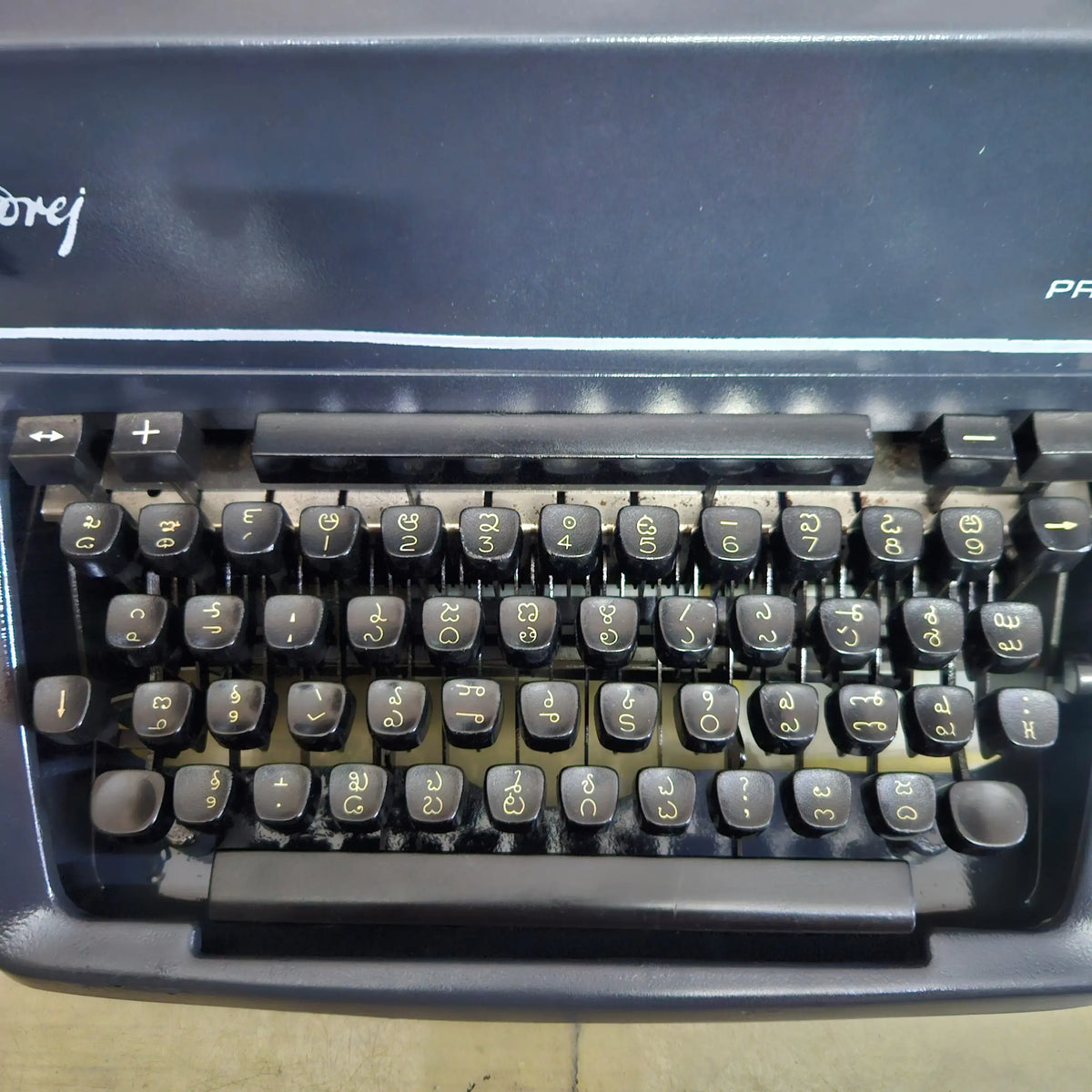 Buy Telugu Typewriter Online – Heavy-Duty Godrej Prima Desktop Typewriter 