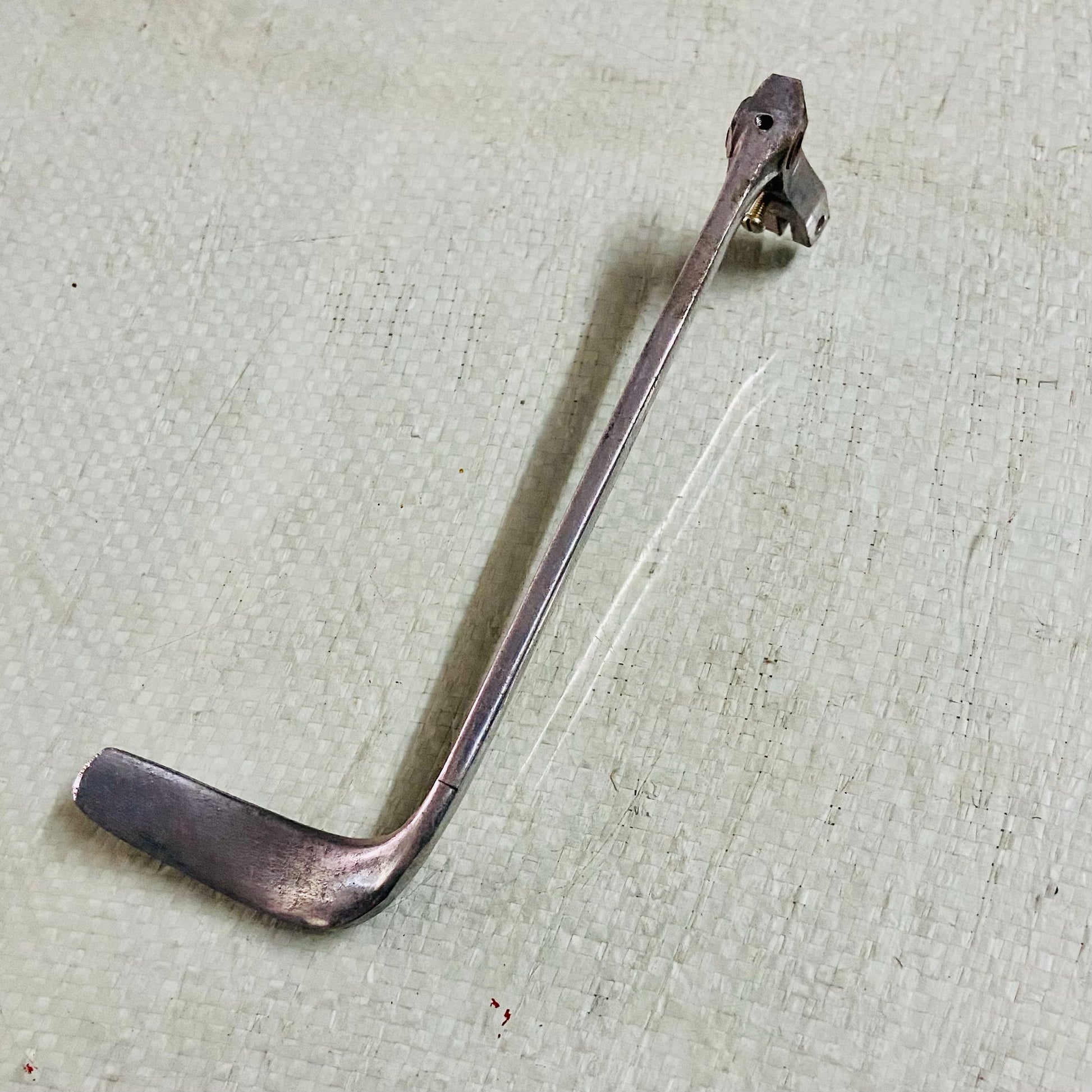 Remington typewriter spare parts line spacing lever for typing machine servicing RR Typewriter Mart