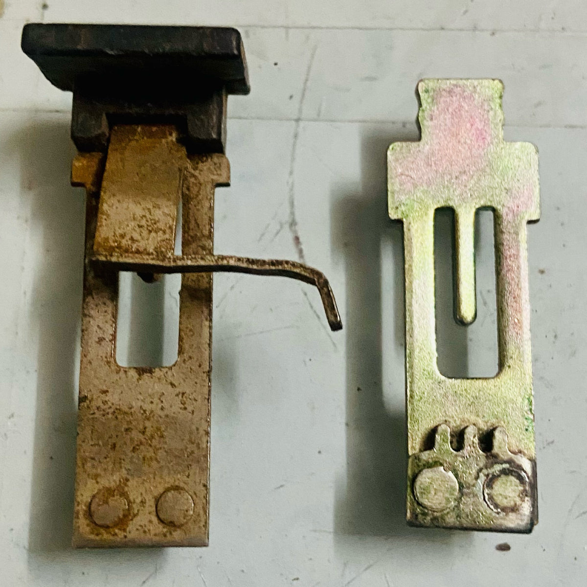 Godrej typewriter parts margin runner shaft set for manual typewriter repair RR Typewriter Mart