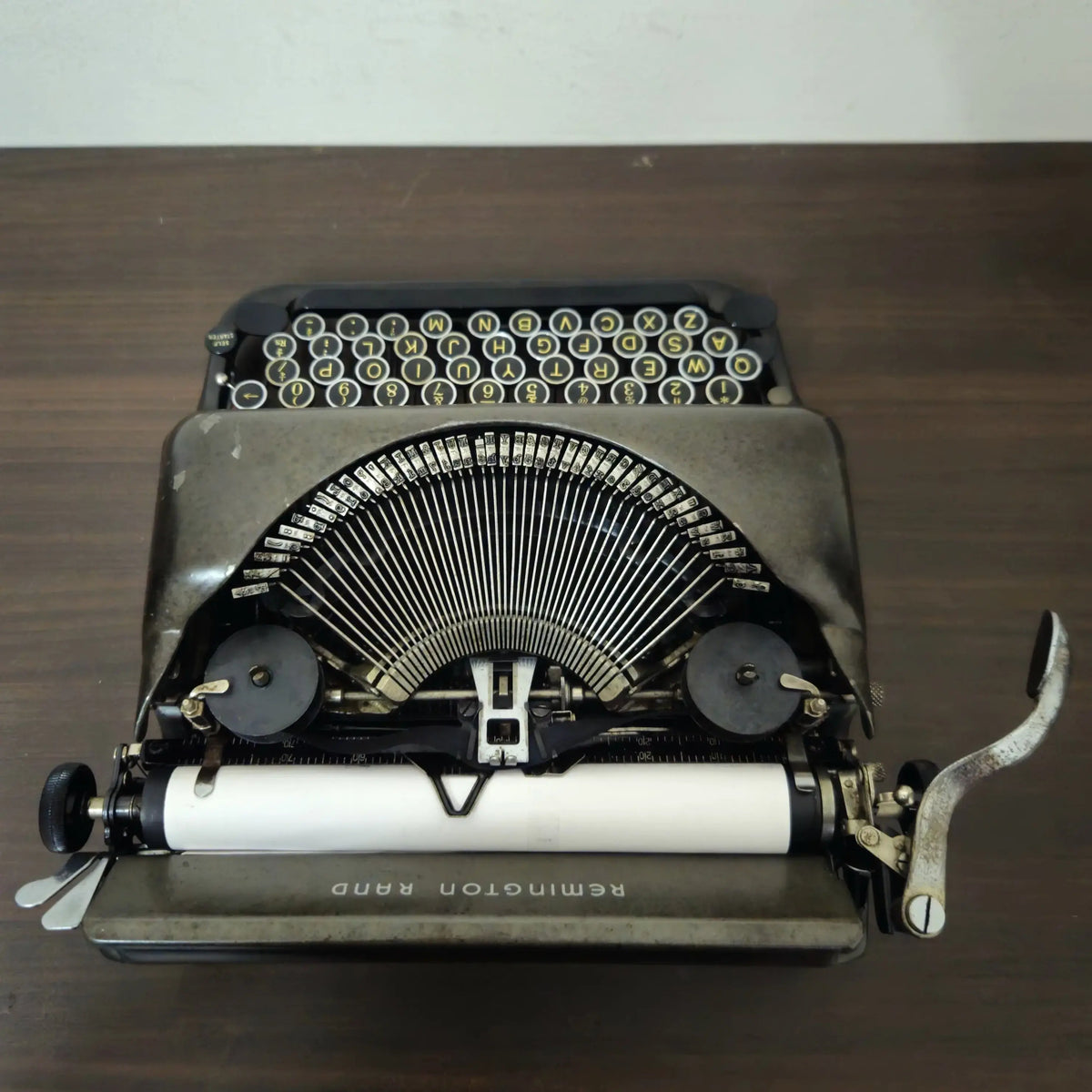 Vintage Remington Deluxe Model 5 Typewriter