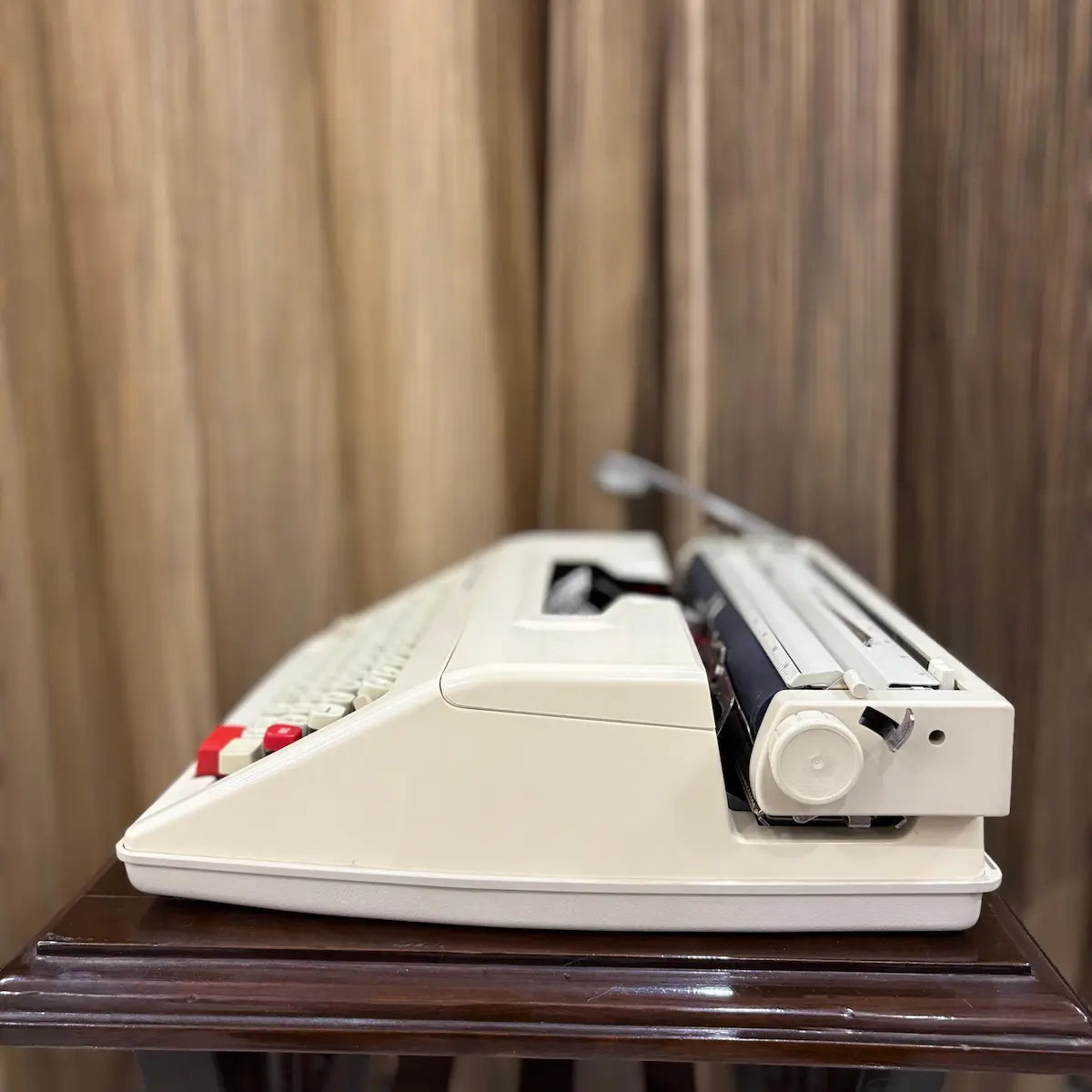 Marathon 2200 DLX typewriter price search, brand new unused manual machine, RR Typewriter Mart India online shop