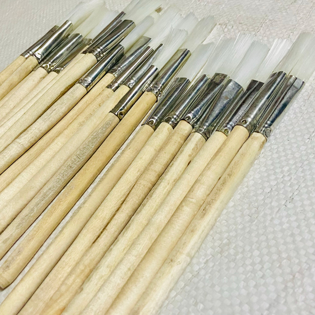 Long reach brush for typing machine dust cleaning, Typewriter spares store maintenance accessory
