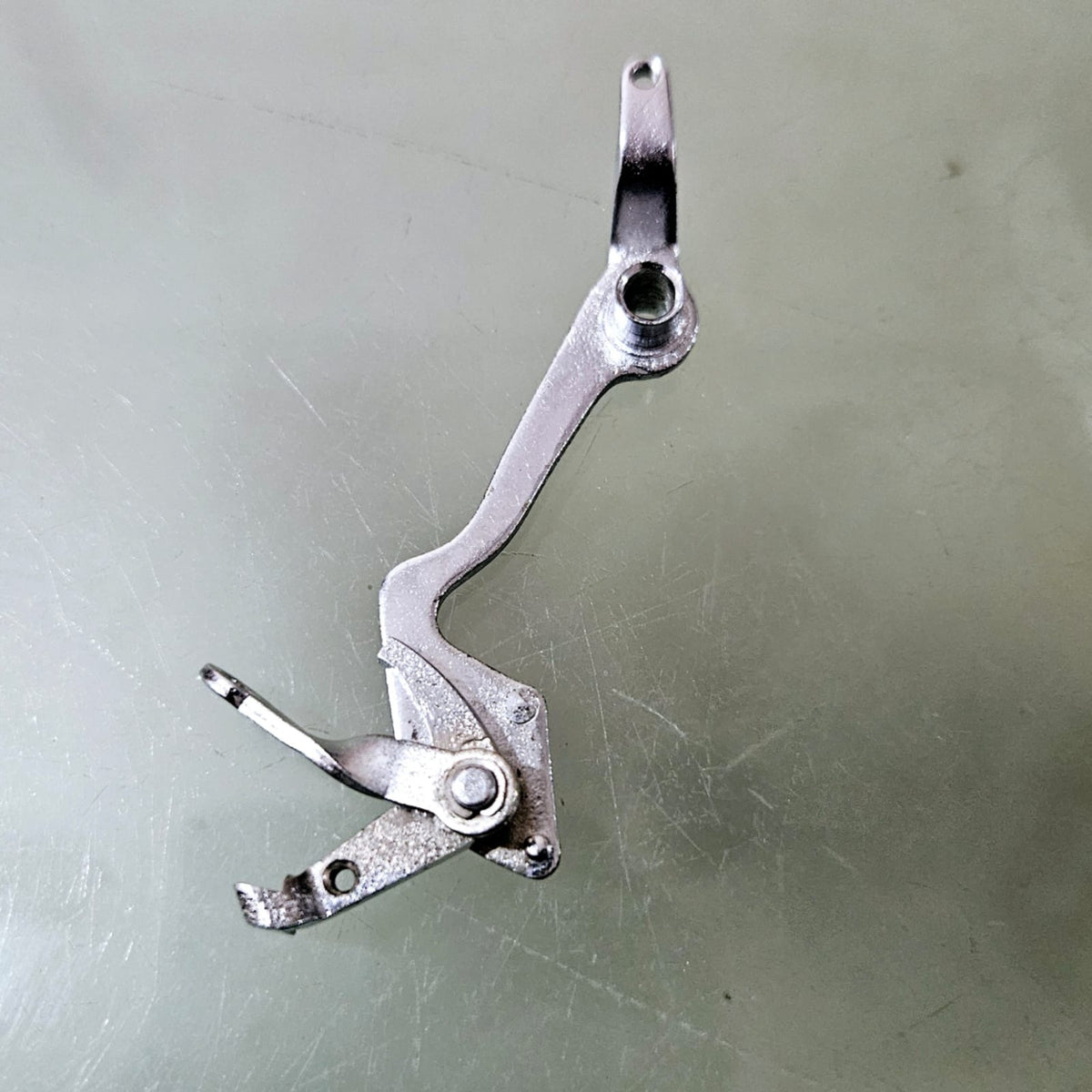 Manual typewriter parts Remington line space pawl model 2000 RR Typewriter Mart