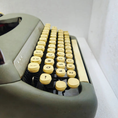 Buy Smith Corona typewriter online – best manual typing machine in India