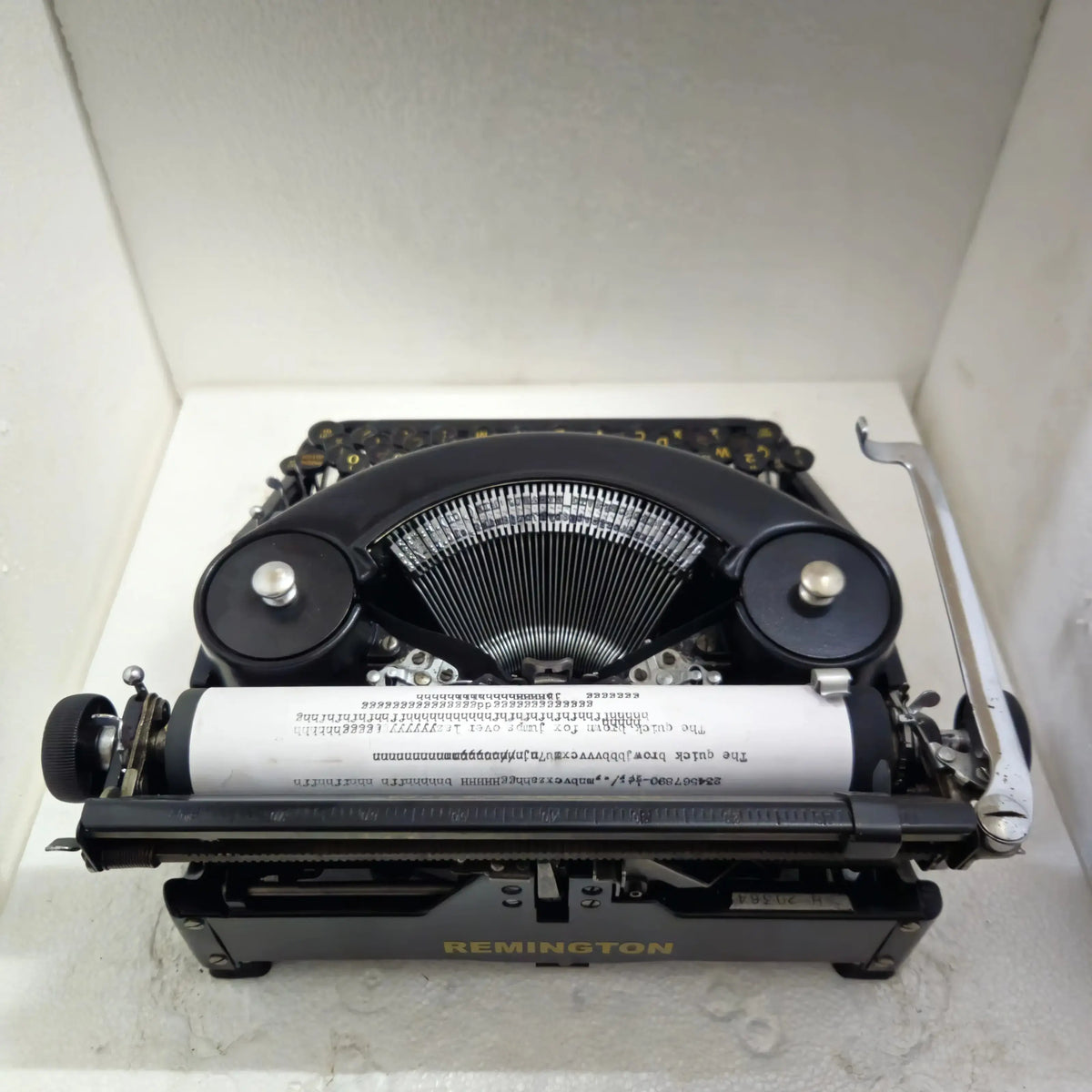 Remington Typewriter Noiseless Deluxe back view, classic vintage typewriter, USA-built | RR Typewriter Mart