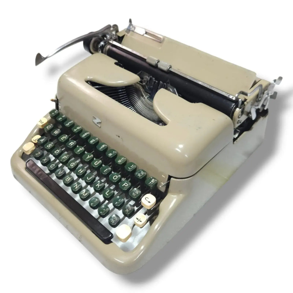 Vintage Zeta Manual English Typewriter side view, Buy Typewriter from RR Typewriter Mart