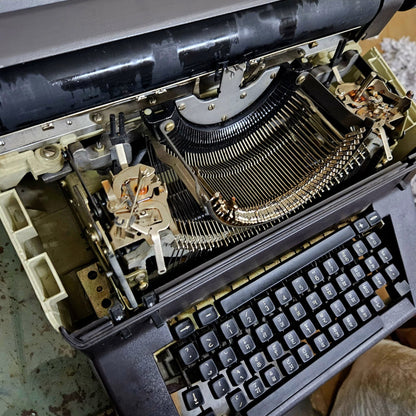 Angled view of Facit 1740 Devanagari manual typewriter displaying original typebasket and keyboard assembly
