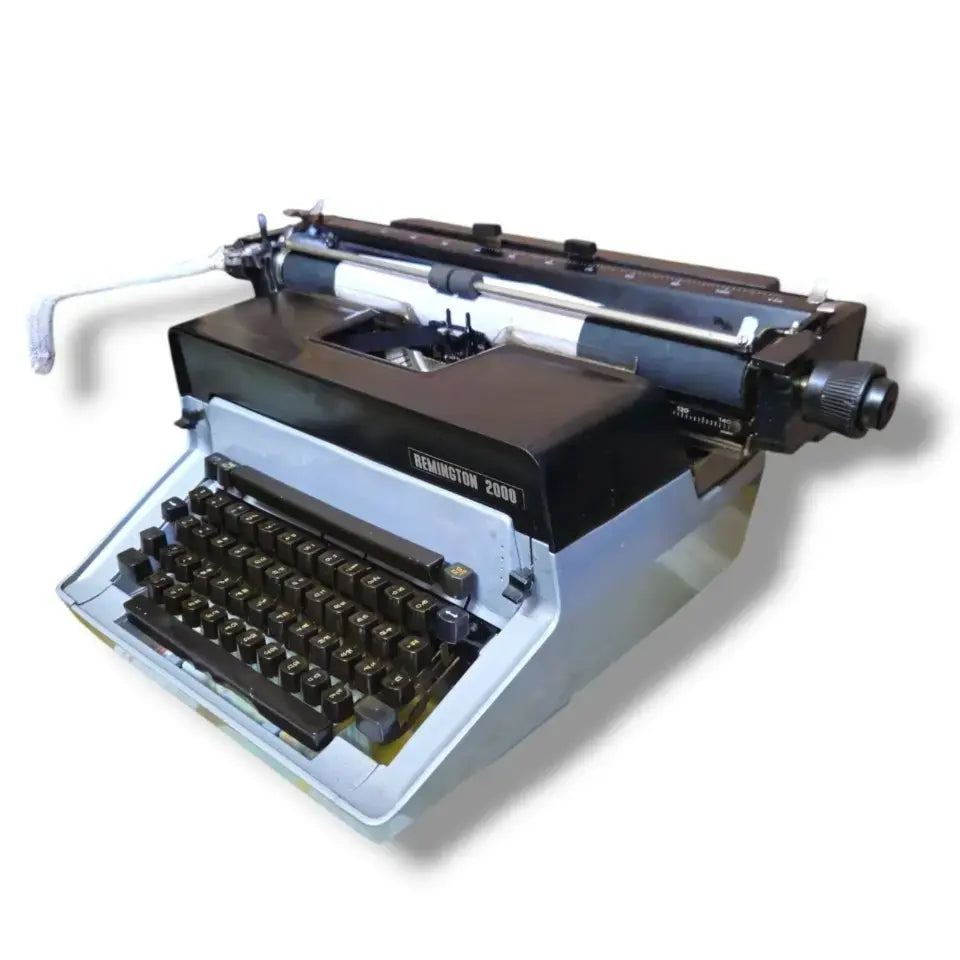 Remington typewriter side angle showing Hindi keyboard, premium Indian typewriter from typewriter shop