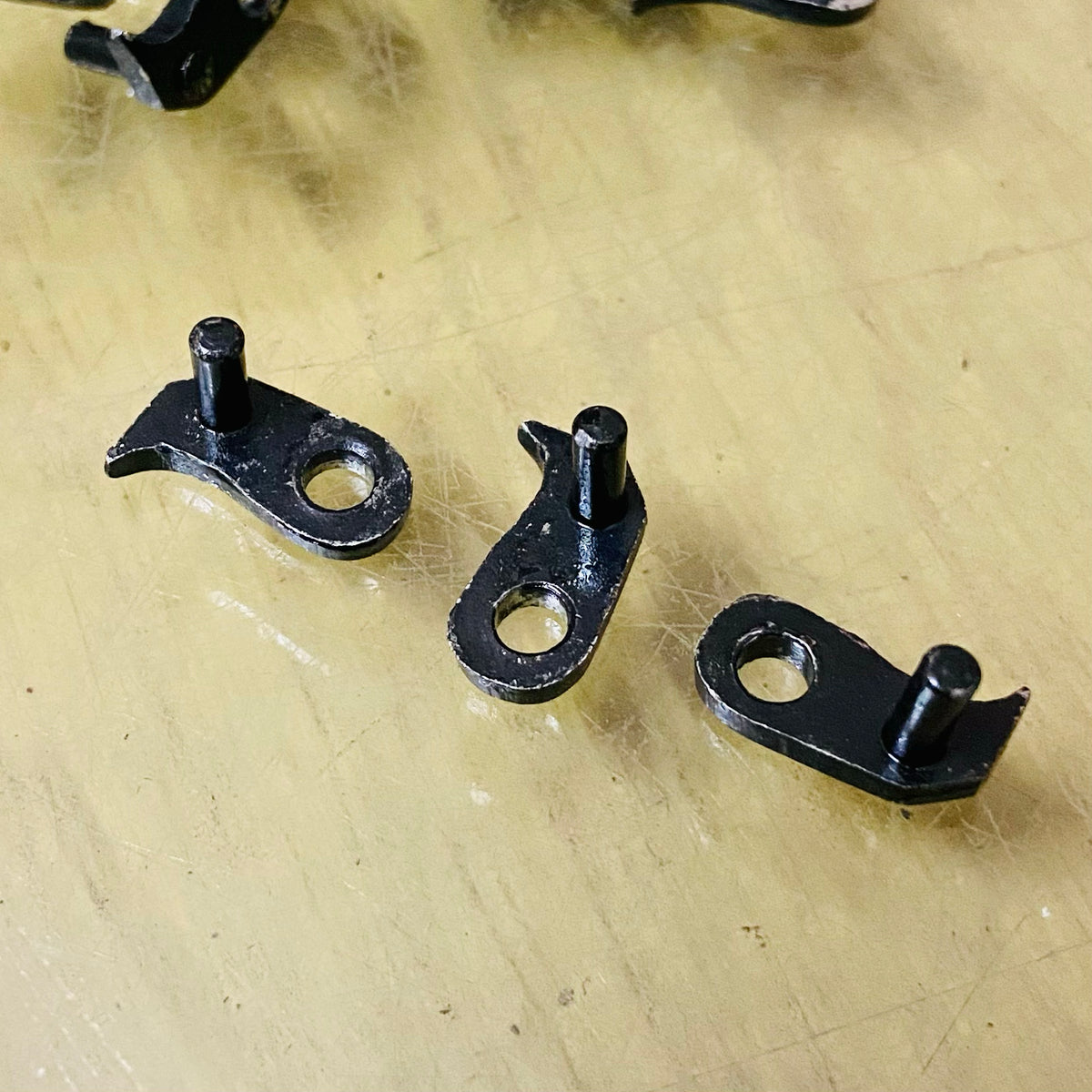 Godrej typewriter spare parts line space pawl for smooth paper movement – RR Typewriter Mart