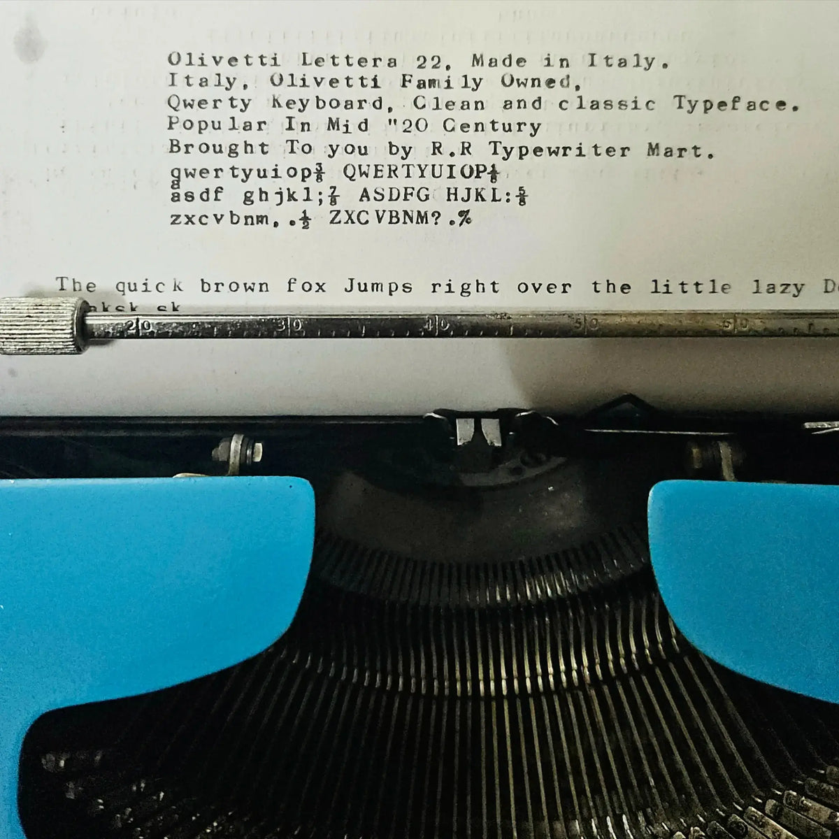 Olivetti Lettera 22 typing sample on imported Manual English Typewriter from RR Typewriter Mart typewriter store
