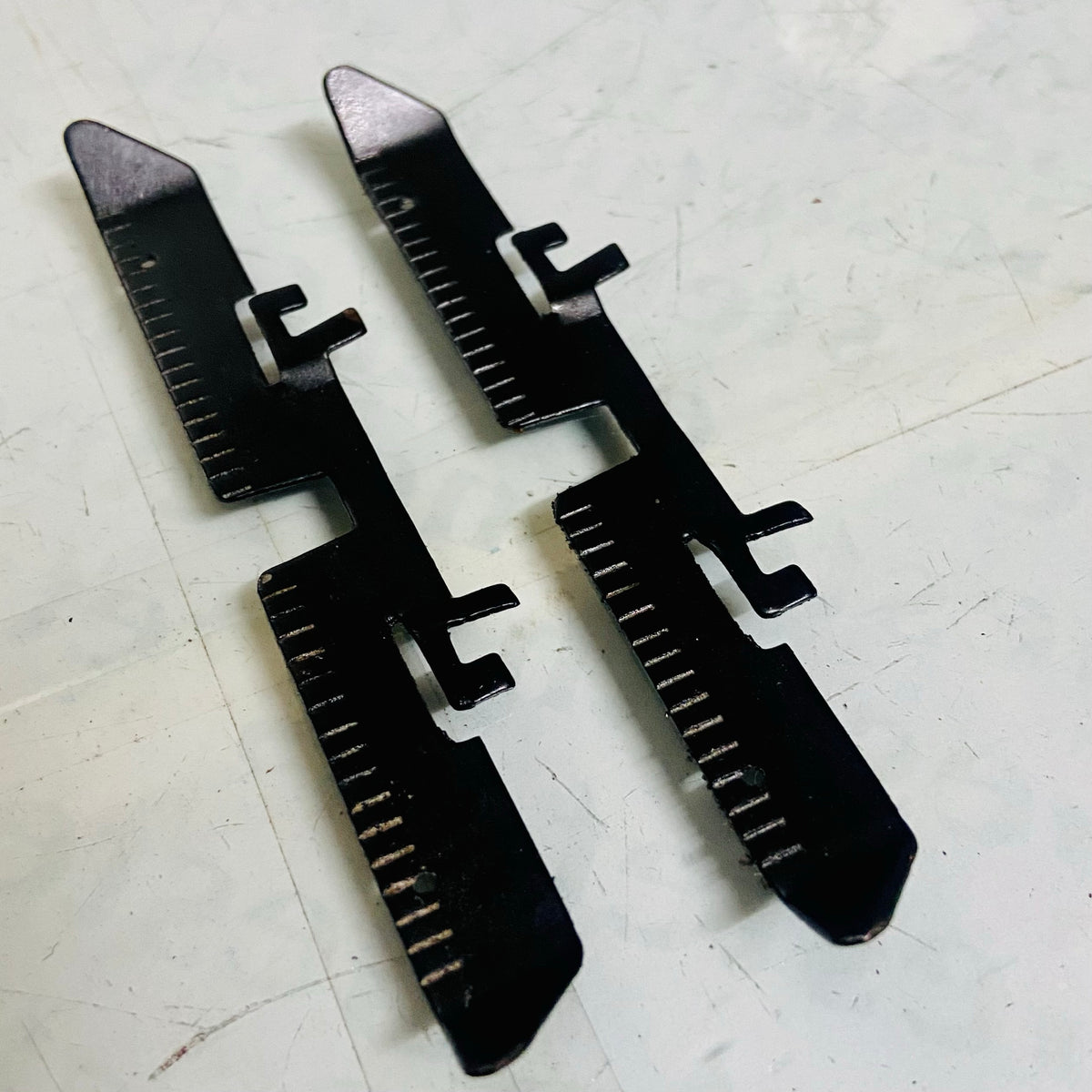 Remington 18 typewriter carriage line finder for servicing projects – RR Typewriter Mart