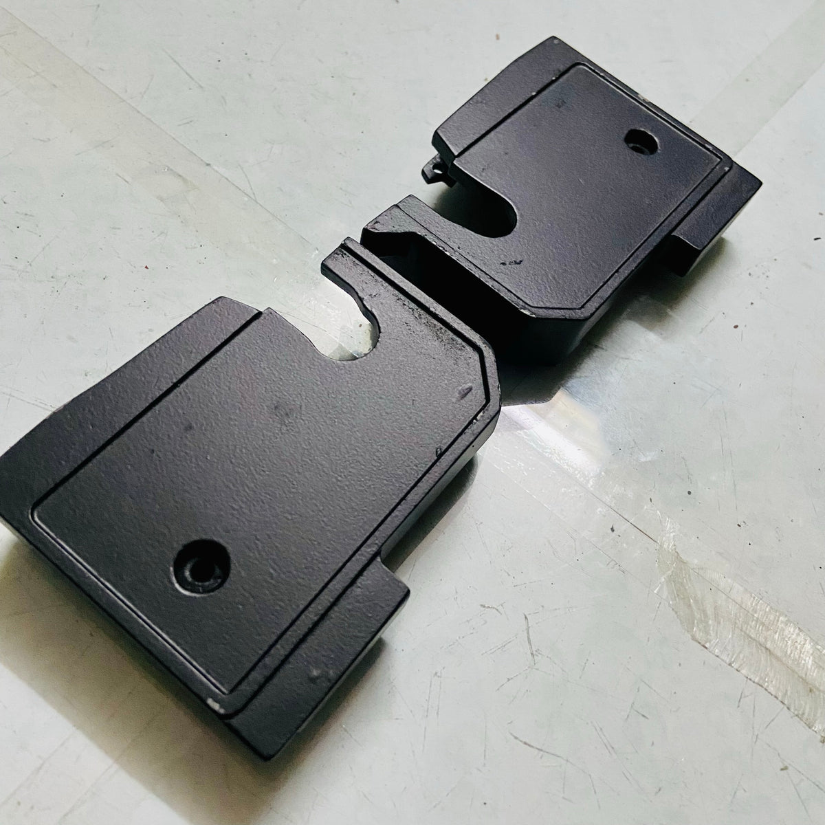 Remington typewriter carriage support plate repair parts – RR Typewriter Mart