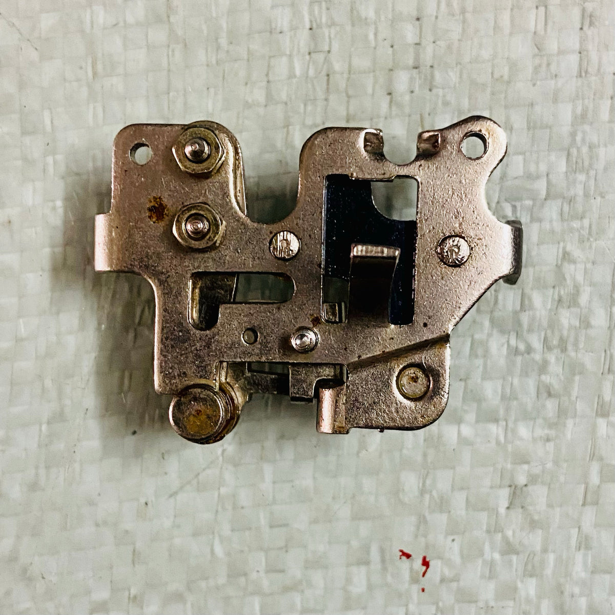 Complete dog mechanism assembly for Remington typewriter restoration work RR Typewriter Mart