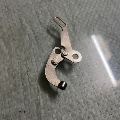 Original platen lock spare part for Remington 2000 typing machine – RR Typewriter Mart