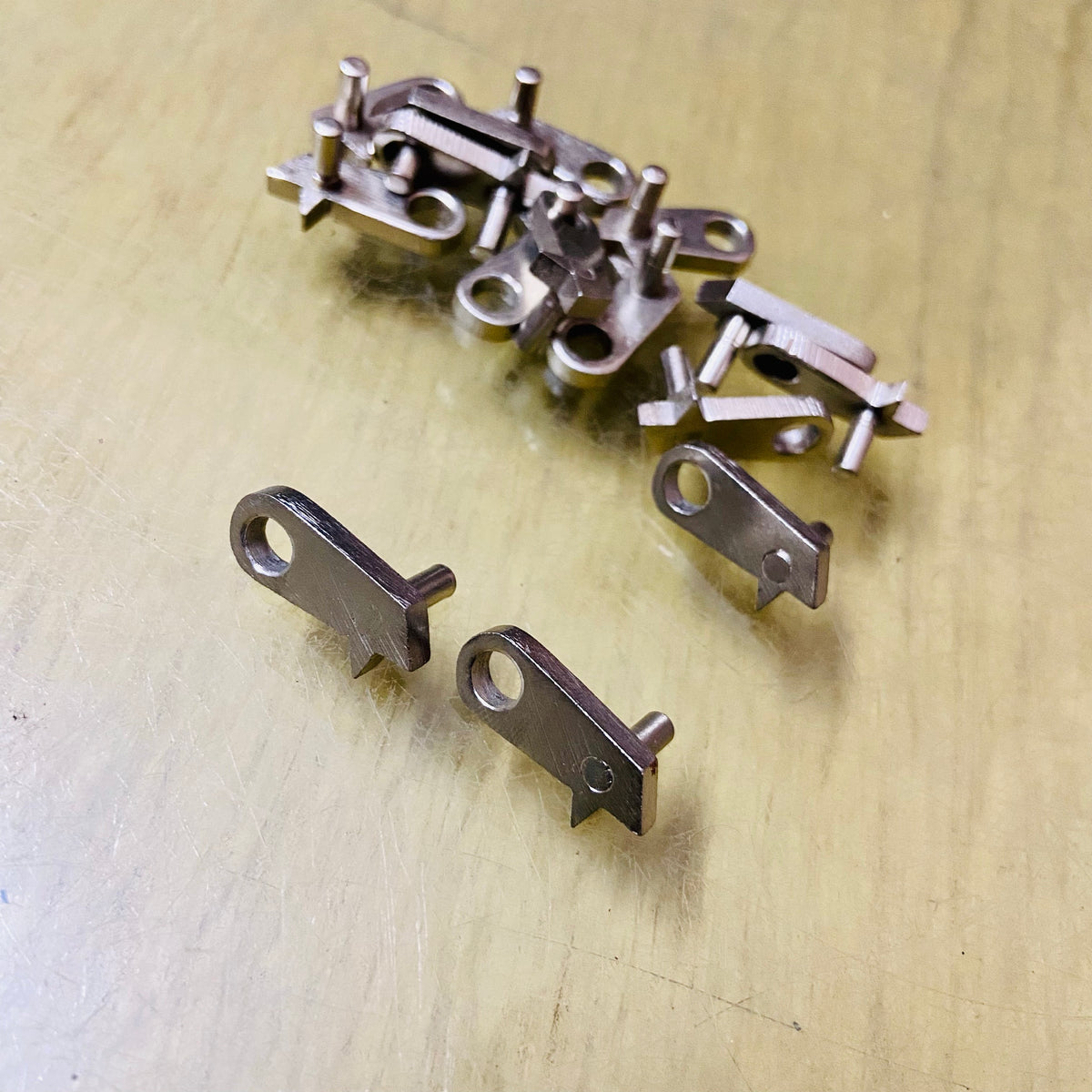 typewriter spare parts halda line space pawl for repair and maintenance RR Typewriter Mart
