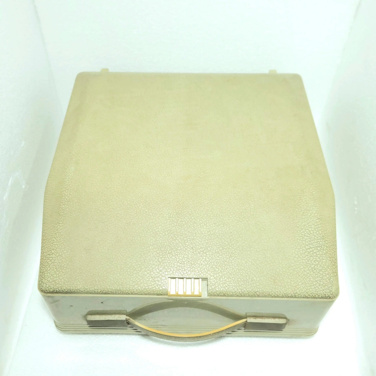 Original Hermes 3000 typewriter carrying case - Hard-shell vintage typewriter storage for protection and portability