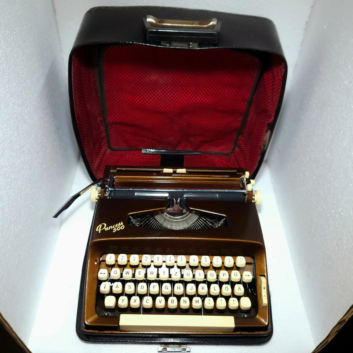 Rare Princess 500 Typewriter – Only 1 Left! Free Shipping PAN India
