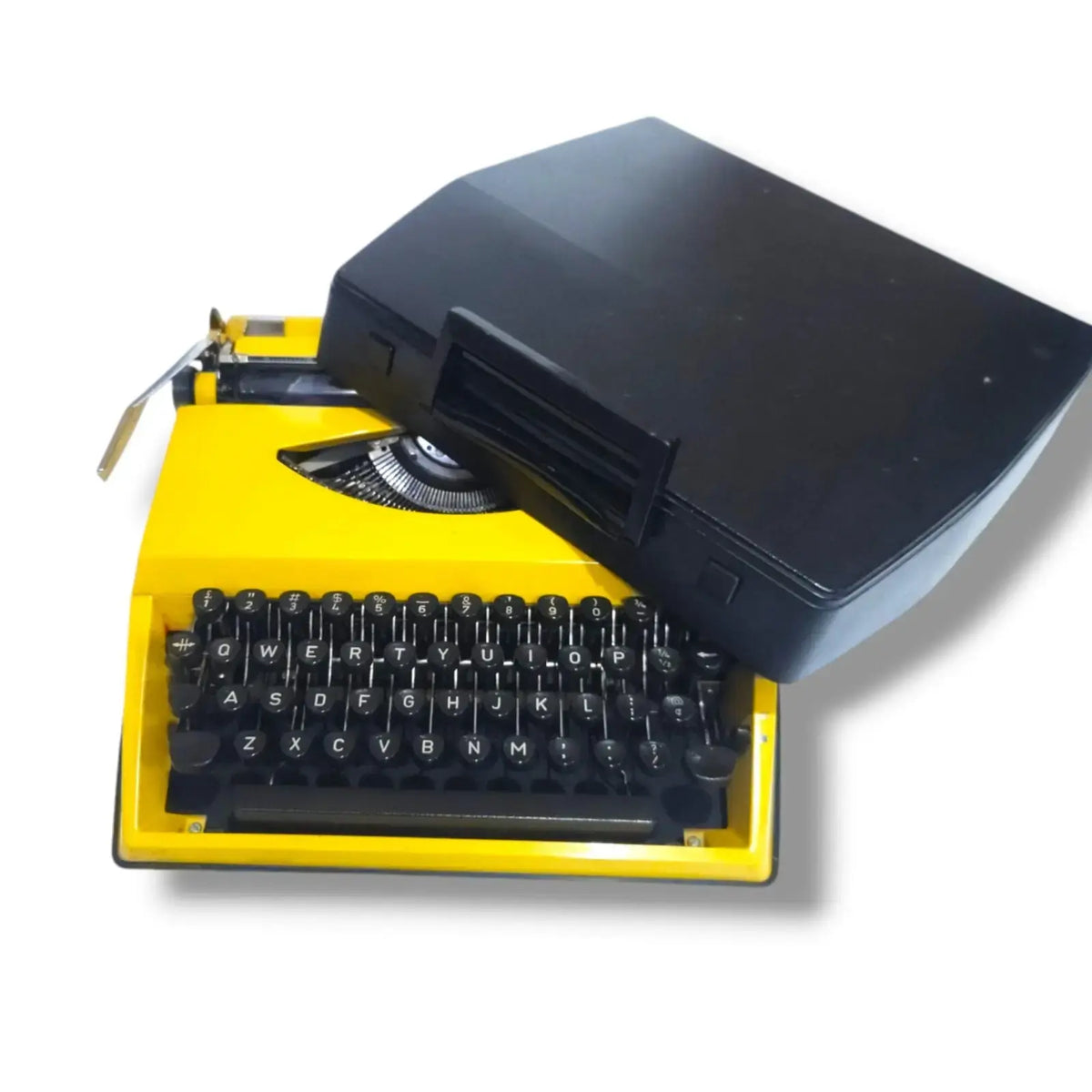 Explore the Adler Tippa S Typewriter – A Stunning English Typing Machine with Handwriting Fonts! 📜🖊️