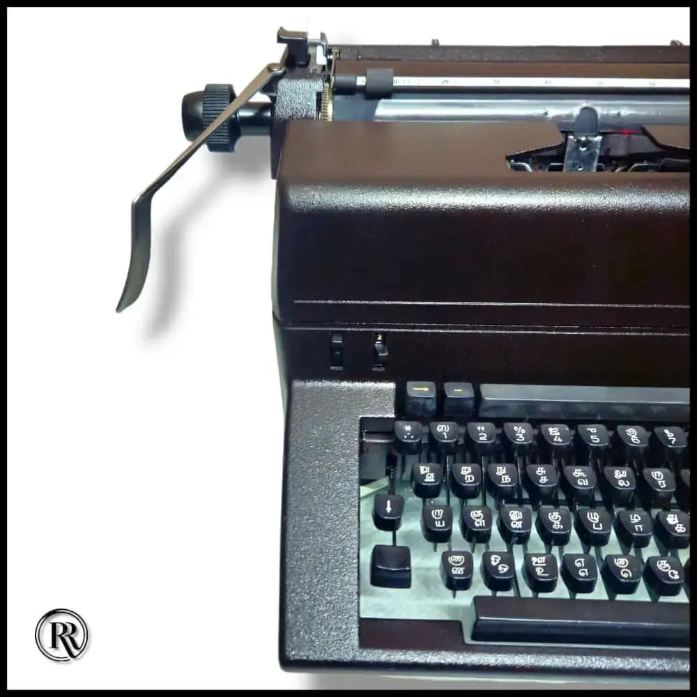 Original Facit 1740 Tamil Typewriter side view with foolscap carriage, buy Manual Facit Typewriter from RR Mart