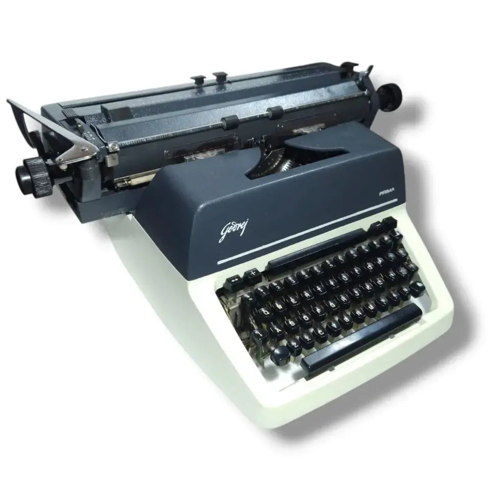 Buy Typewriting Machine Near Me – Godrej English Typewriter, Pan India Delivery