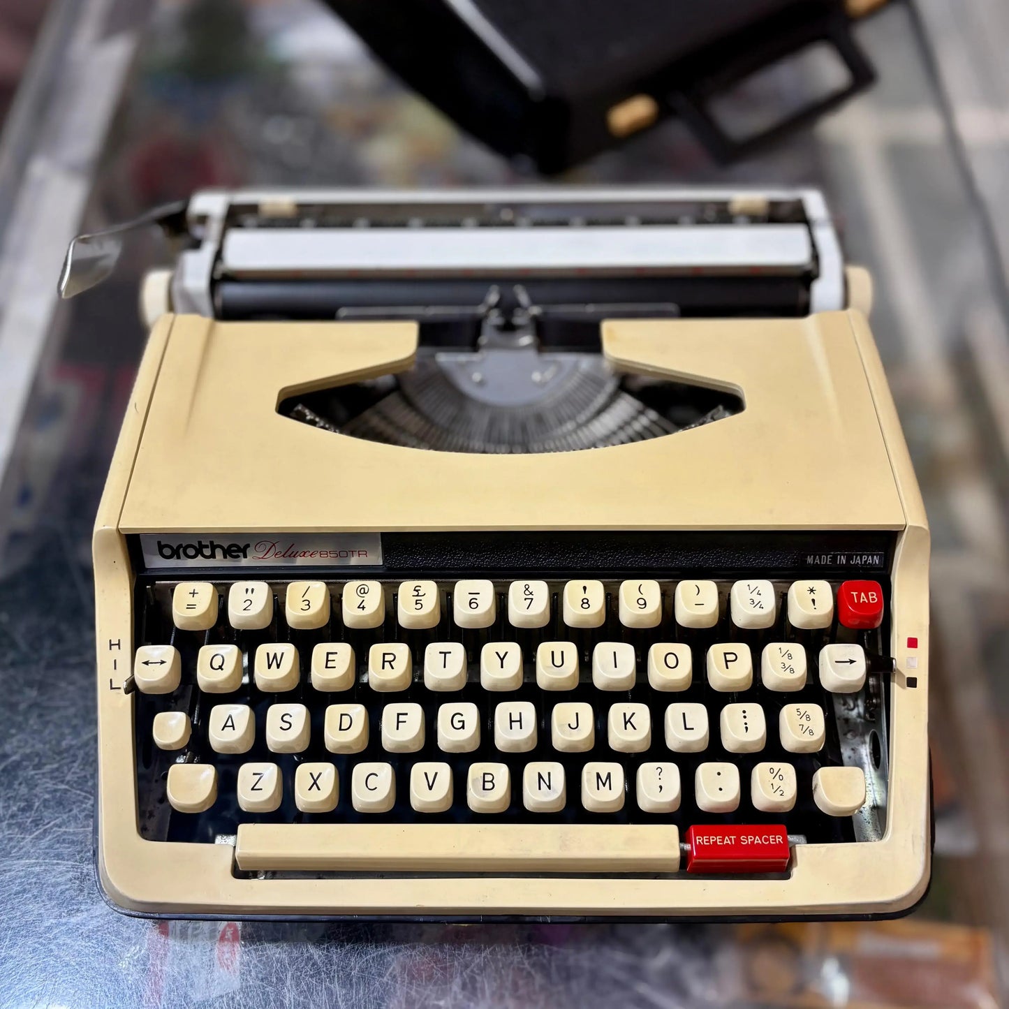 Brother Deluxe 850 Tr Typewriter