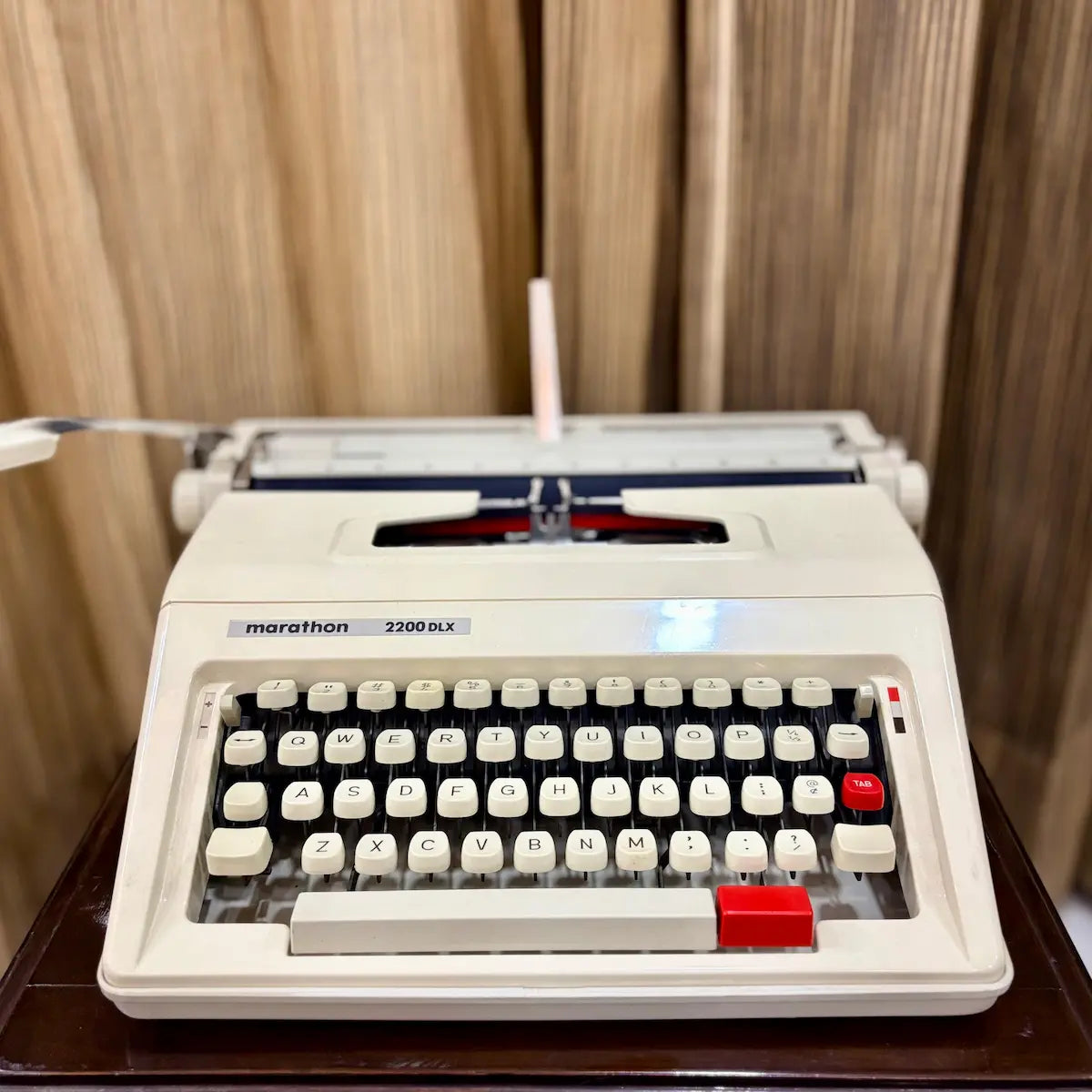 Marathon 2200 DLX typewriter with QWERTY keyboard, brand new vintage machine, RR Typewriter Mart India online store