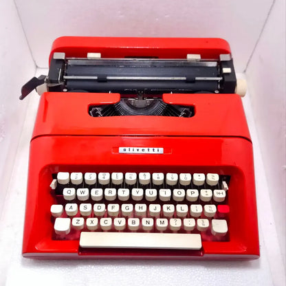 Olivetti Lettera 35 Typewriter Scarlet Red
