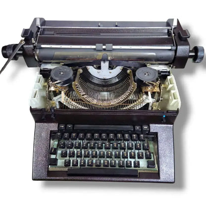 Facit 1740 Devanagari Hindi Brief Typewriter