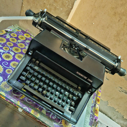 Remington 2000 Hindi Desktop Typewriter