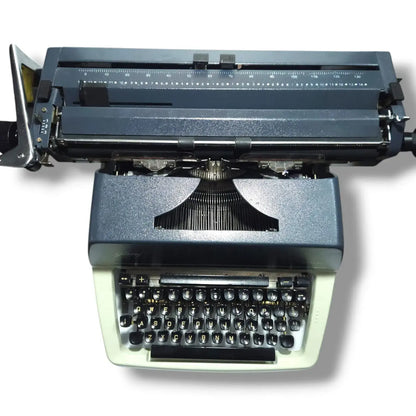 Godrej English Standard Typewriter