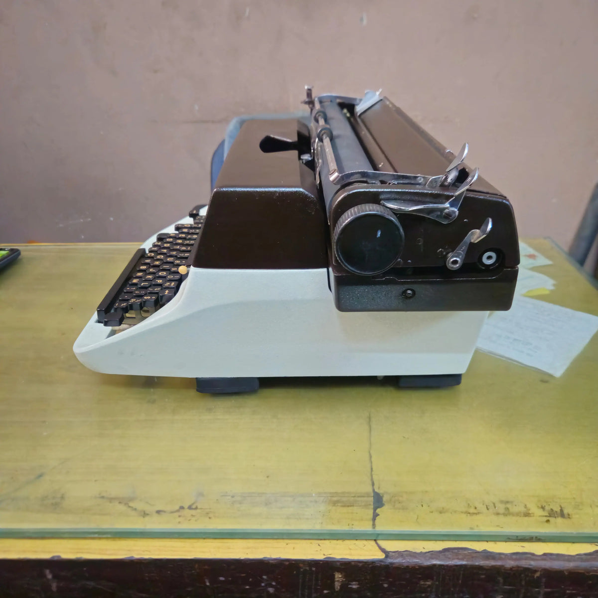 Facit 1720 English Manual Typewriter