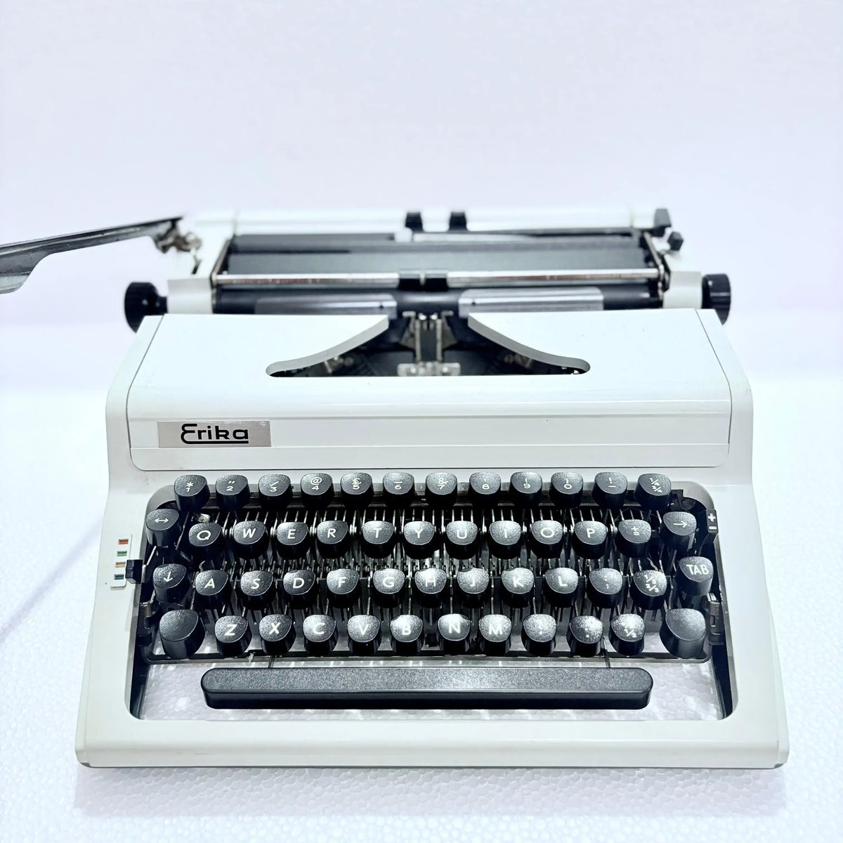 Erika English Typewriter Model 105