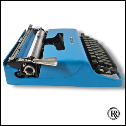 Olivetti Lettera 22 Hex Blue Typewriter