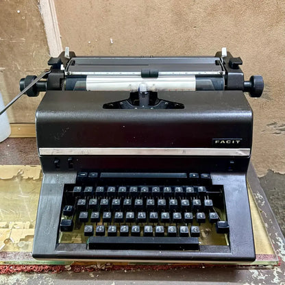 Facit Hindi Manual Typewriter Foolscap Size