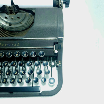 Universal Underwood Classic Typewriter