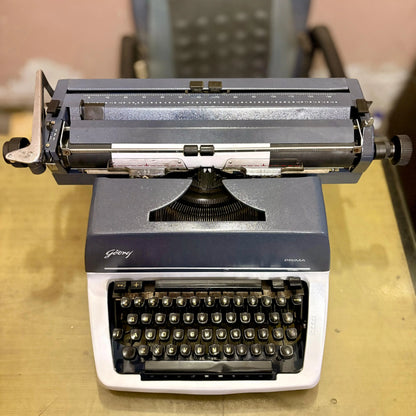 Godrej Prima English Handwriting Print Typewriter