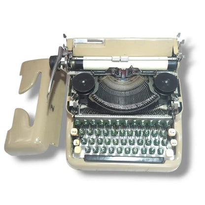 Zeta Portable Typewriter