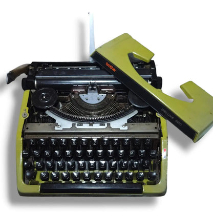Brother Deluxe 220 Olive Typewriter