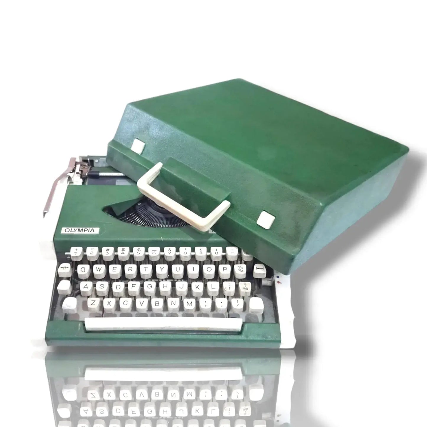 Olympia Traveller De Luxe Typewriter Green Edition