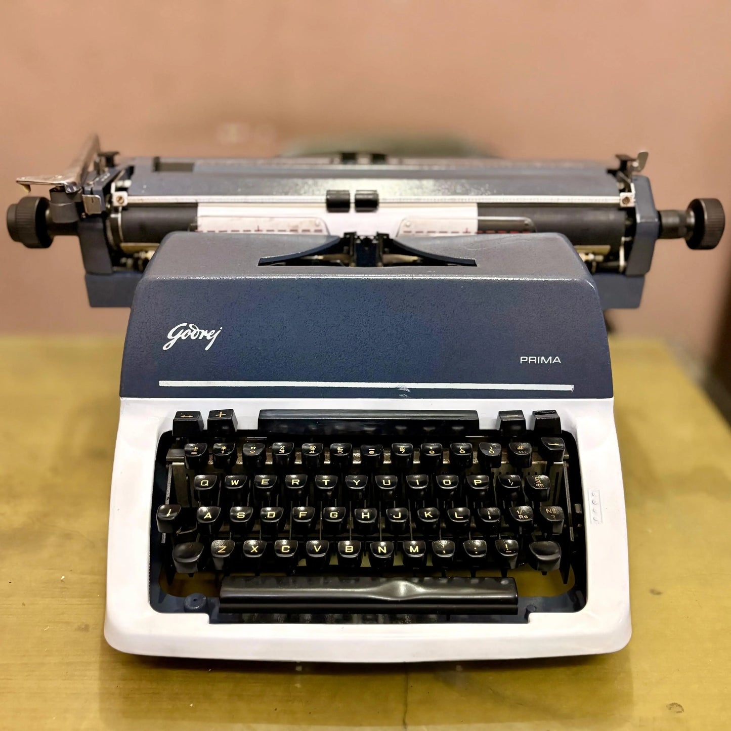 Godrej Prima English Handwriting Print Typewriter