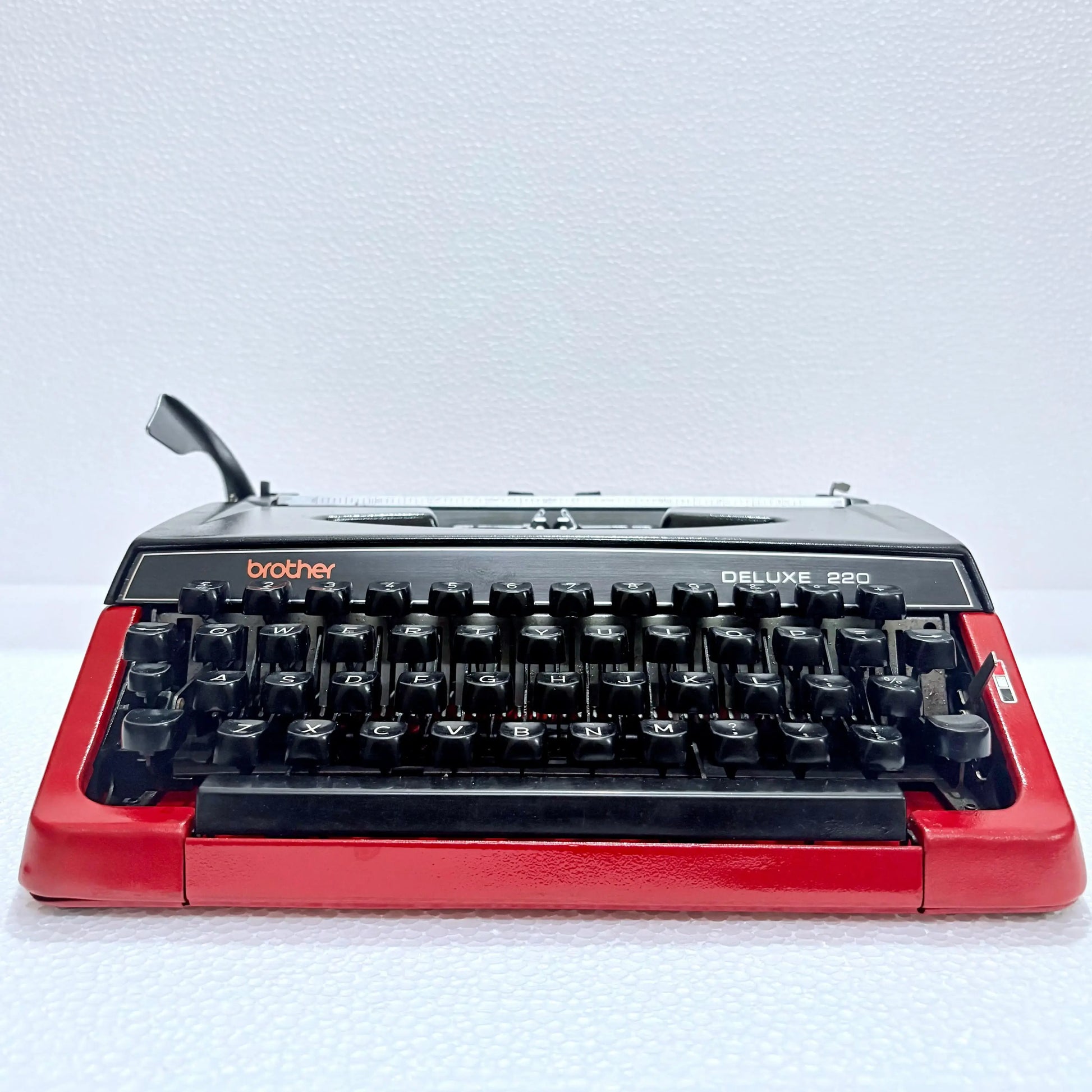 Brother Deluxe 220 Inferno Red Typewriter – Made in Japan | RR