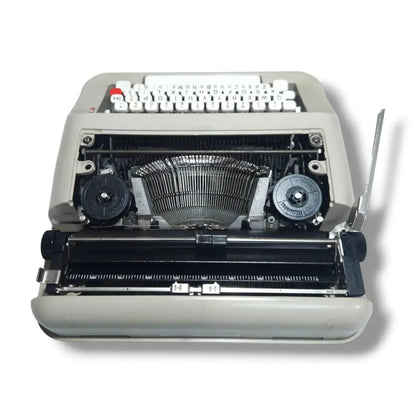 Underwood 319 Port Typewriter