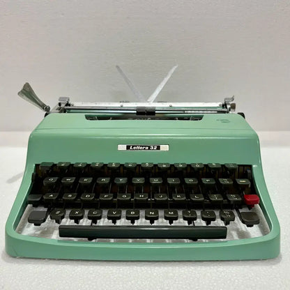 Olivetti Lettera 32 Typewriter