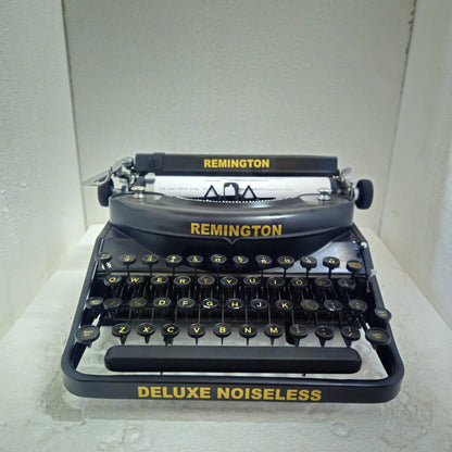 Remington Noiseless Vintage Typewriter