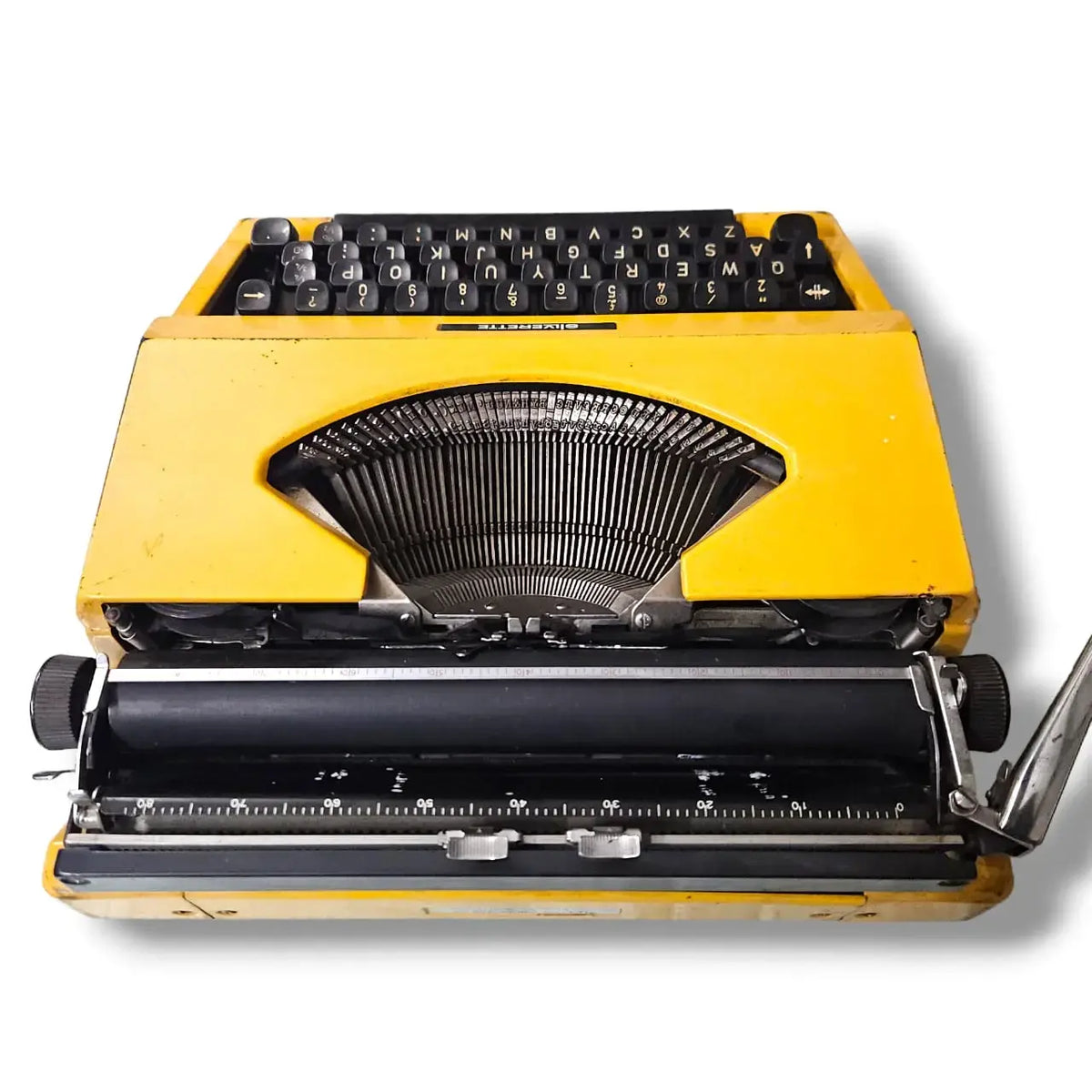 Back panel Silver Reed portable typewriter, imported manual English typewriter for collectors
