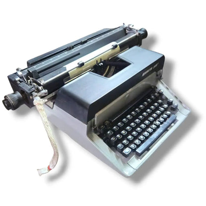 Remington 2000 English Manual Typewriter