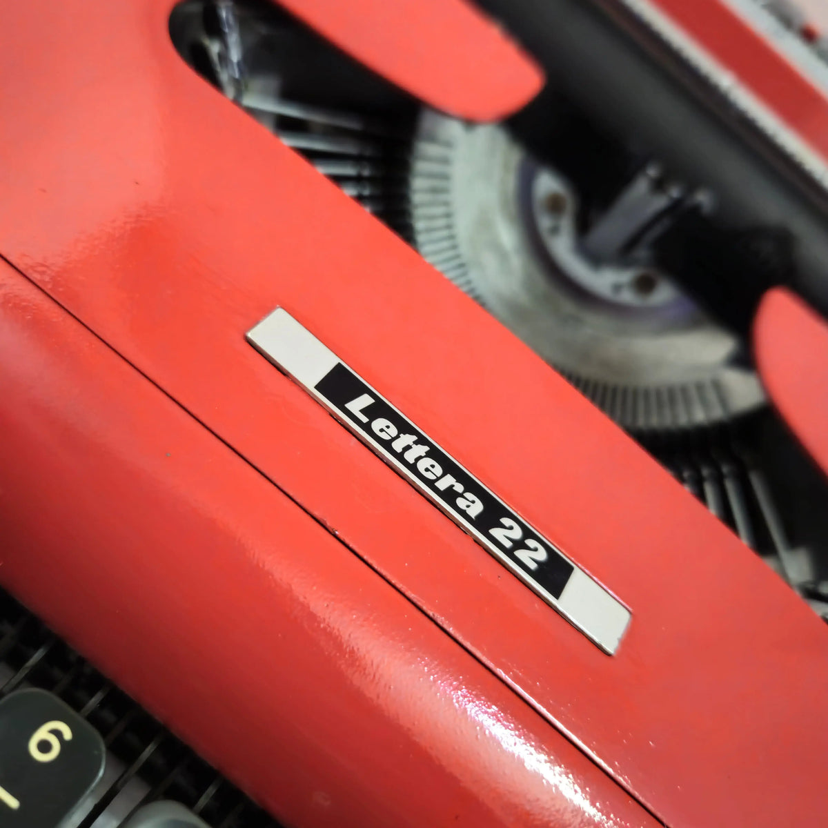 Olivetti Lettera 22 S P Edition