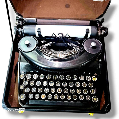 Underwood Noiseless Portable Typewriter