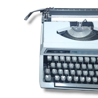 Silver Reed 100 Typewriter