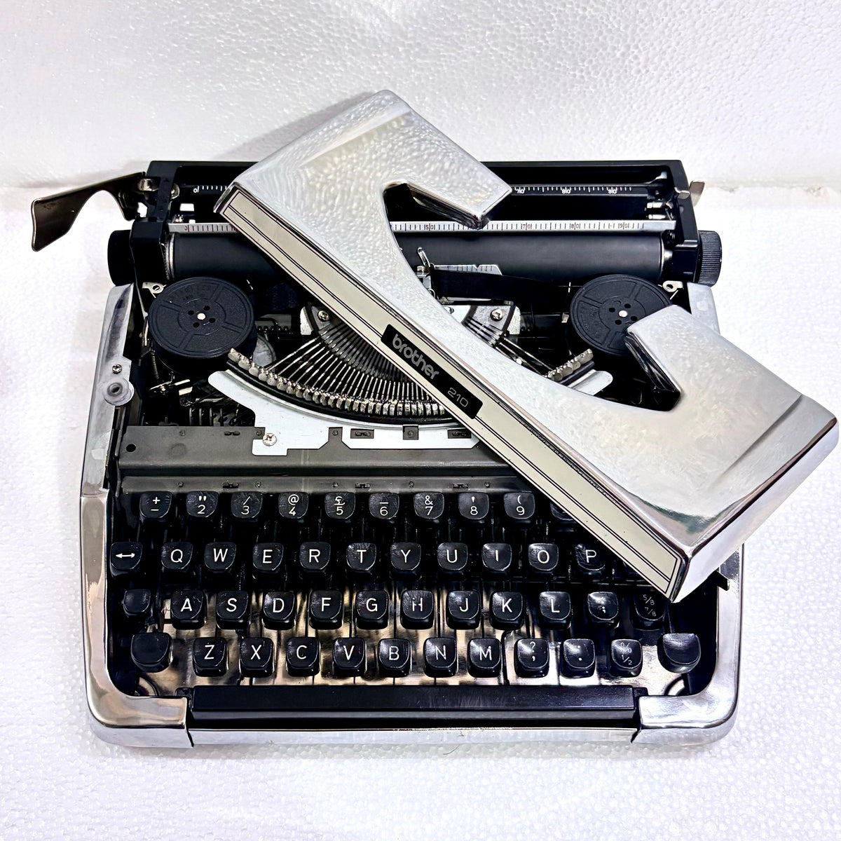 RR Typewriter Mart Brother 210 chrome typewriter for writers, collectors and vintage enthusiasts in India